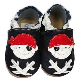 Krabbelschuhe Pirat Jack schwarz