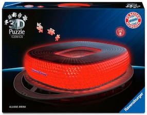 Iconics: Allianz Arena - mit Licht