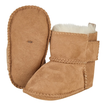 Lammfellschuhe mit Klettverschluss