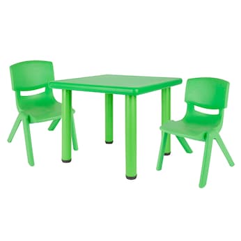 Kindertisch mit 2 Stühlen für innen & außen
